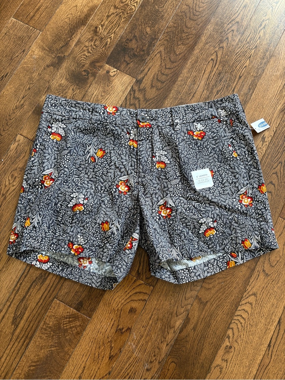 Old Navy ‘San Francisco’ Floral Print Women’s Shorts NWT Size 8